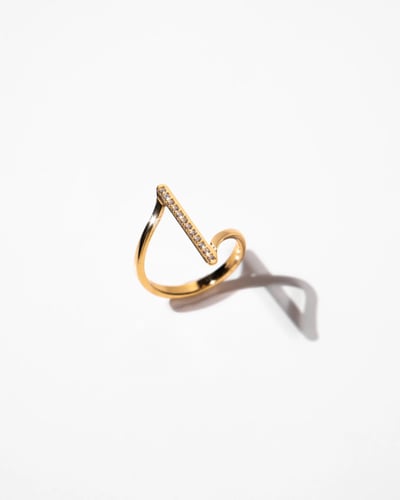 خاتم لحن مطلي بالذهب عيار 18 ومرصع بالزركون - قطعة...