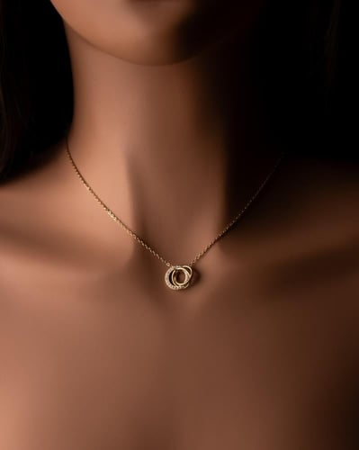 قلادة سبات مطلية بالذهب عيار 18 ومرصعة بالزركون -...