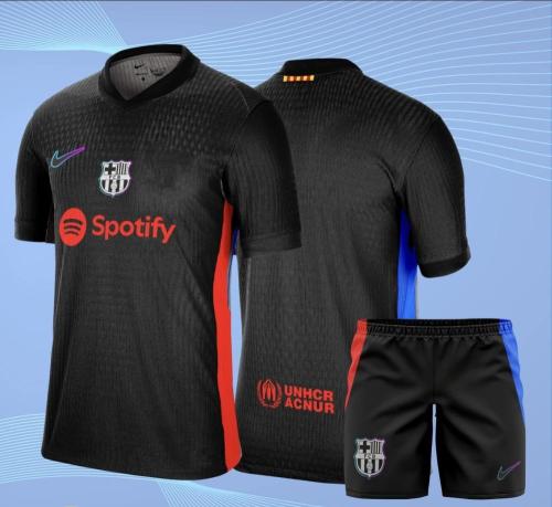 طقم برشلونة الاحتياطي لموسم 2026 2025