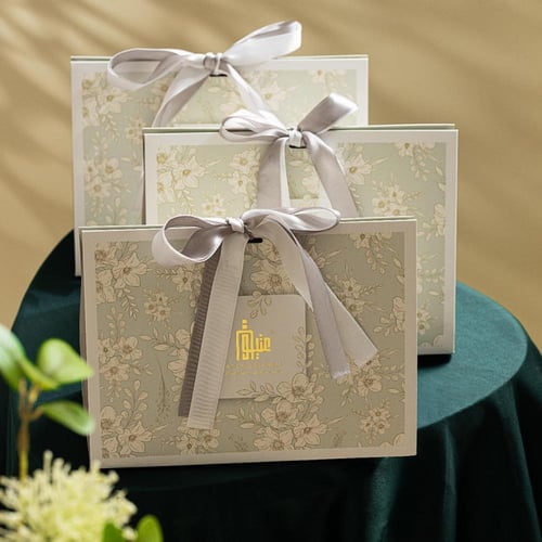 توزيعات 10 حبات من شنطة الاستحمام مع 3 عبوات فارغة