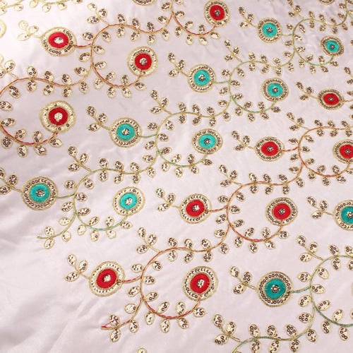 شانتون أبيض لؤلؤي مطرز