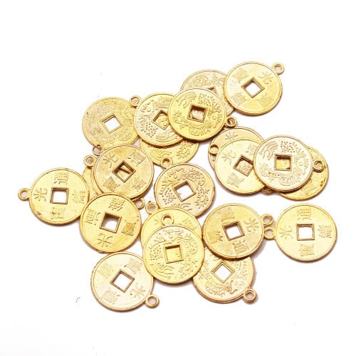 جنيهيات ذهبيه معدنية