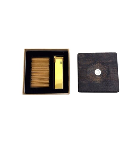 مجموعة تضم قاعدة الفتيل بحفر ليزر + 8 حبات فتيل عو...