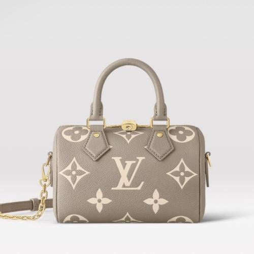 شنطه Louis Vuitton