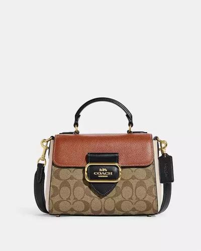 شنطه coach