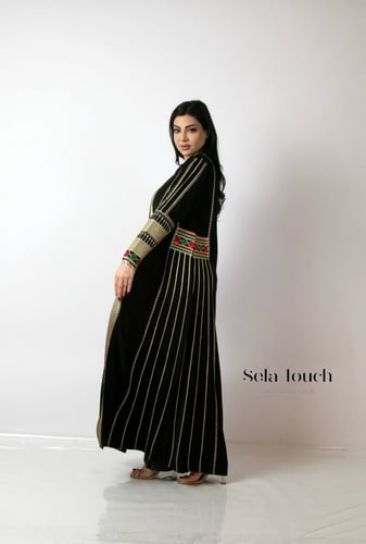 عباية عسيرية بتطريز عسيري مميز