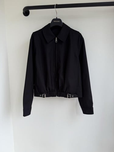 جاكيت الترند LO