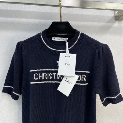 تيشيرت ديور الترند