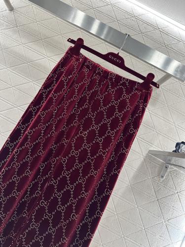 بنطلون قوتشي الترند