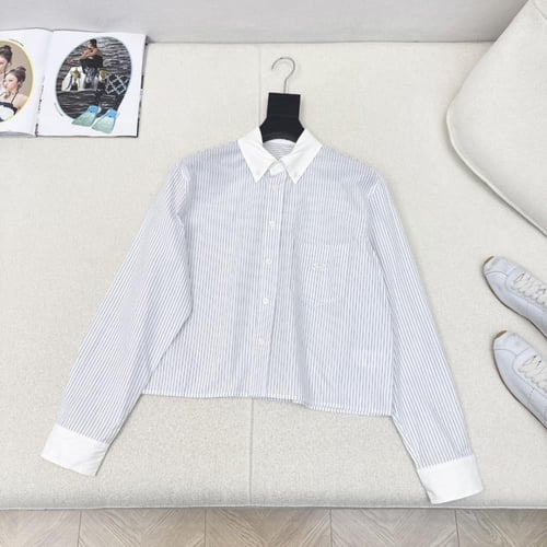 قميص C الفخم