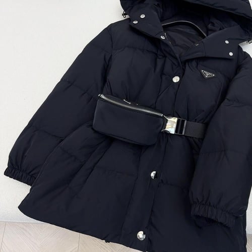 جاكيت برادا الفخم