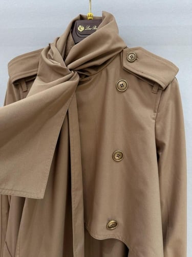 بالطو بربري الفخم