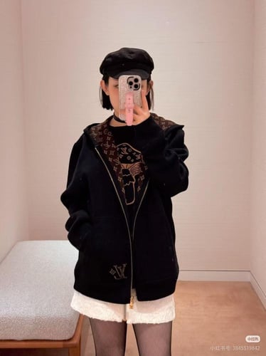 جاكيت دبل فيس LV