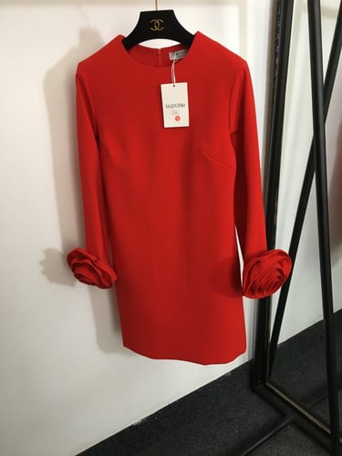 فستان عهود من V