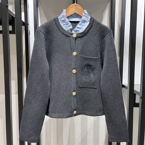 بلوزه ساندرو الفخمه رمادي فاتح