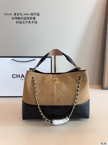 شنطه …CH الفخمه