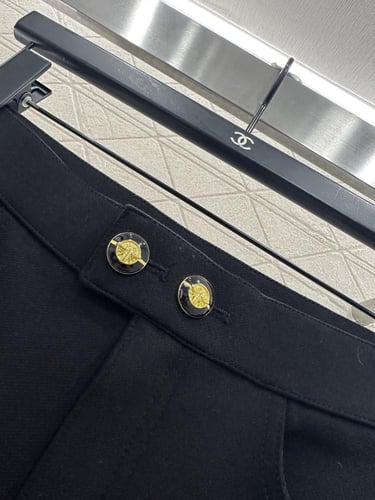 بنطلون ديور