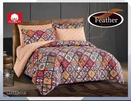 مفرش ماجي شكلين ماركة فيذر قطن 100% نفر ونص