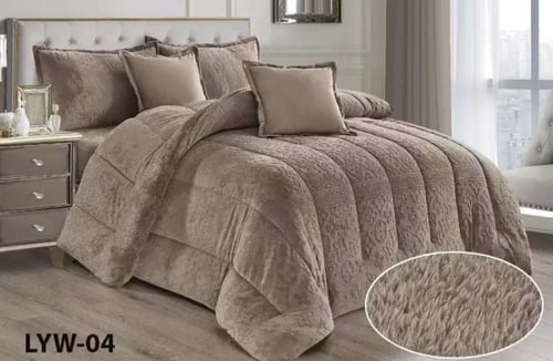 مفرش كايا شتوي من الخام المخمل ناعم دافي نفرين