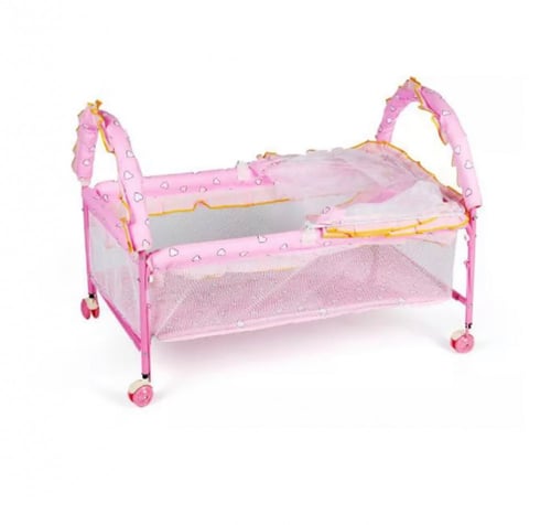 سرير وردي اطفال له اكثر من استخدام