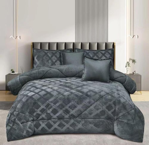 مفرش ميلانا ملمسة ناعم مخمل وفرو دافي نفرين