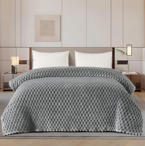 بطانية ناعمة صيفية خفيفة ولطيفة نفرين