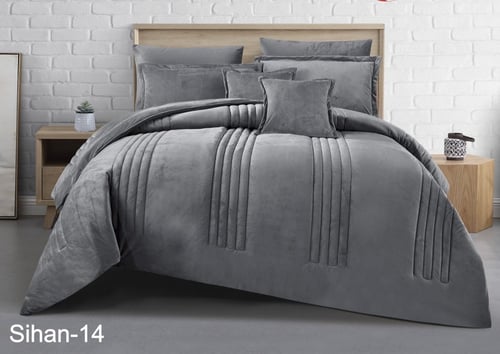 مفرش شاهينا السادة خام مخمل وناعم دافي 8 قطع نفرين