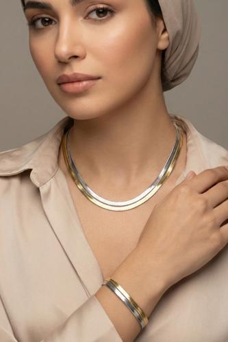 طقم إكسسوار نسائي ناعم (سلسال+اسواره)