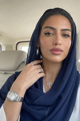 طقم نسائي ماركة جوسال G-3-5013 فضي رقم 1 (ساعة+سلس...