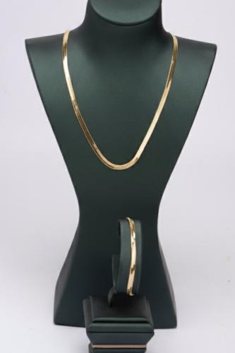 طقم إكسسوار نسائي ناعم (سلسال+اسواره)