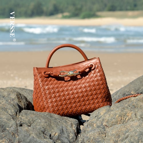 شنطة نسائية مميزة VE012 لون D.BROWN