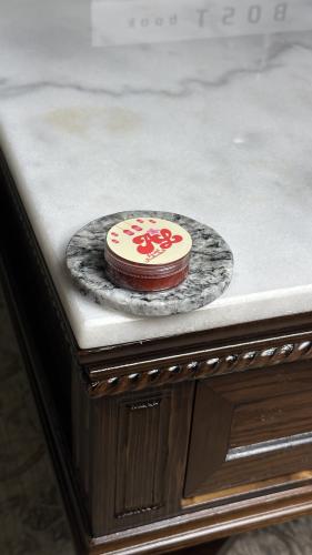 مقشر الشفايف(30مِل)