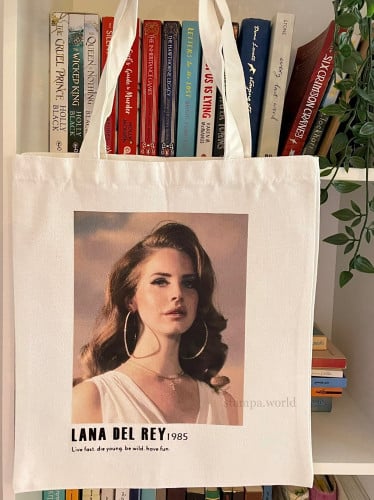 توت باق لانا ديل راي