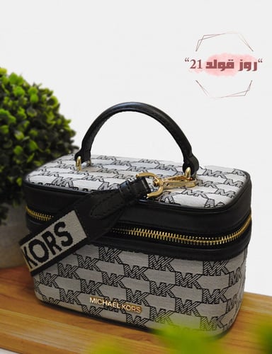 شنطة كروس بودي مايكل كورس