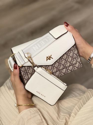 شنطة كروس بودي ان كلاين