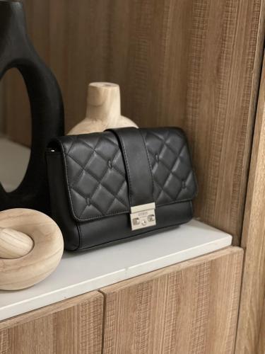 شنطة كروس بودي ماركة من جس