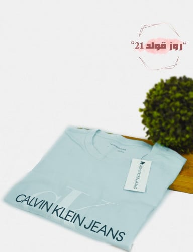تي شيرت رجالي من كالفن كلاين