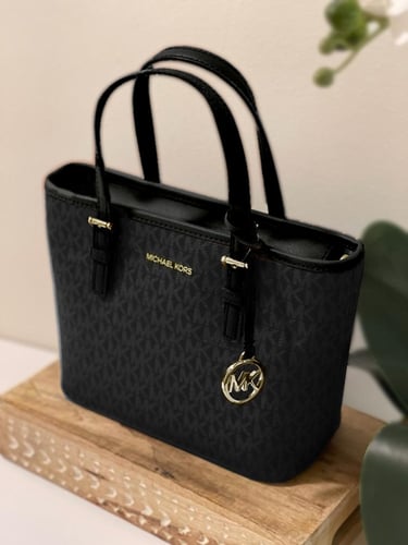 شنطة كروس بودي مايكل كورس