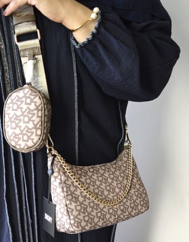 شنطة كروس بودي ماركة دكني