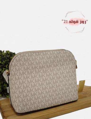 شنطة كروس من مايكل كورس