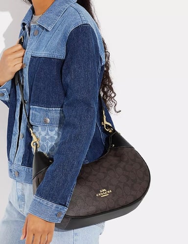 شنطة كروس بودي كوتش