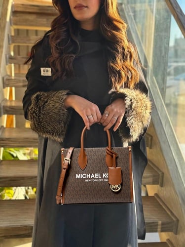 شنطة كروس بودي مايكل كورس