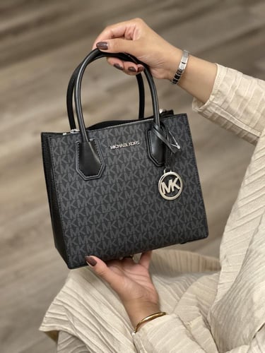 شنطة كروس بودي مايكل كورس