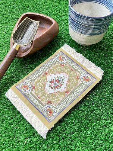 قاعدة سجاد بزخارف تركية لون أخضر