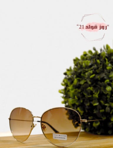 نظاره نسائيه من تومي هلفيقر