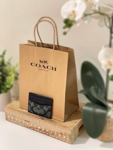 بوك حامل بطاقات كوتش - اسود