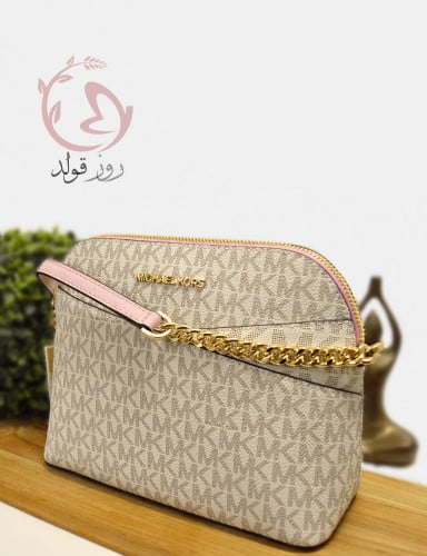 شنطة كروس من مايكل كورس