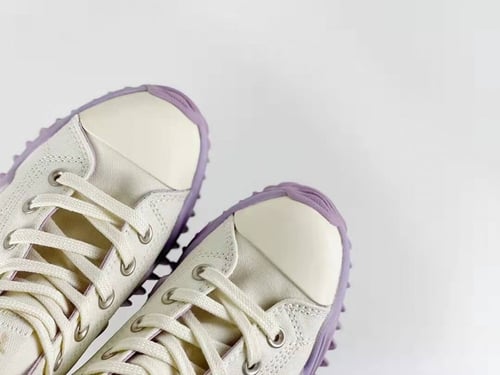 Converse Run Star Motion platform