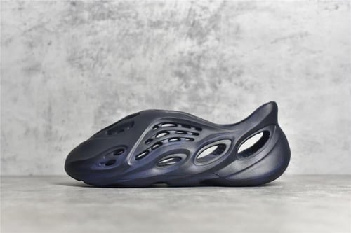 Yeezy Foam Runner "Mineral Blue"