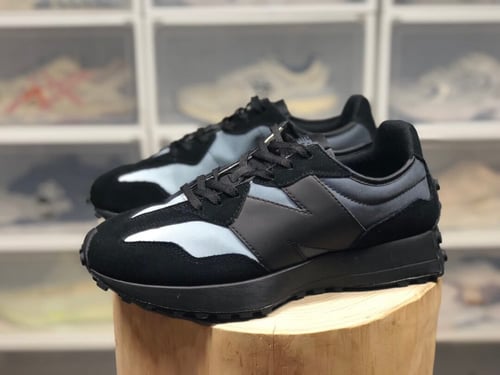 New Balance 327 'Black Summer Fog'